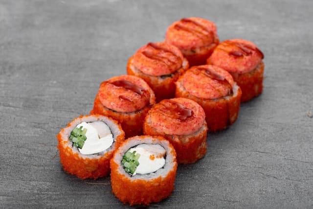 Запеченные роллы в масаго